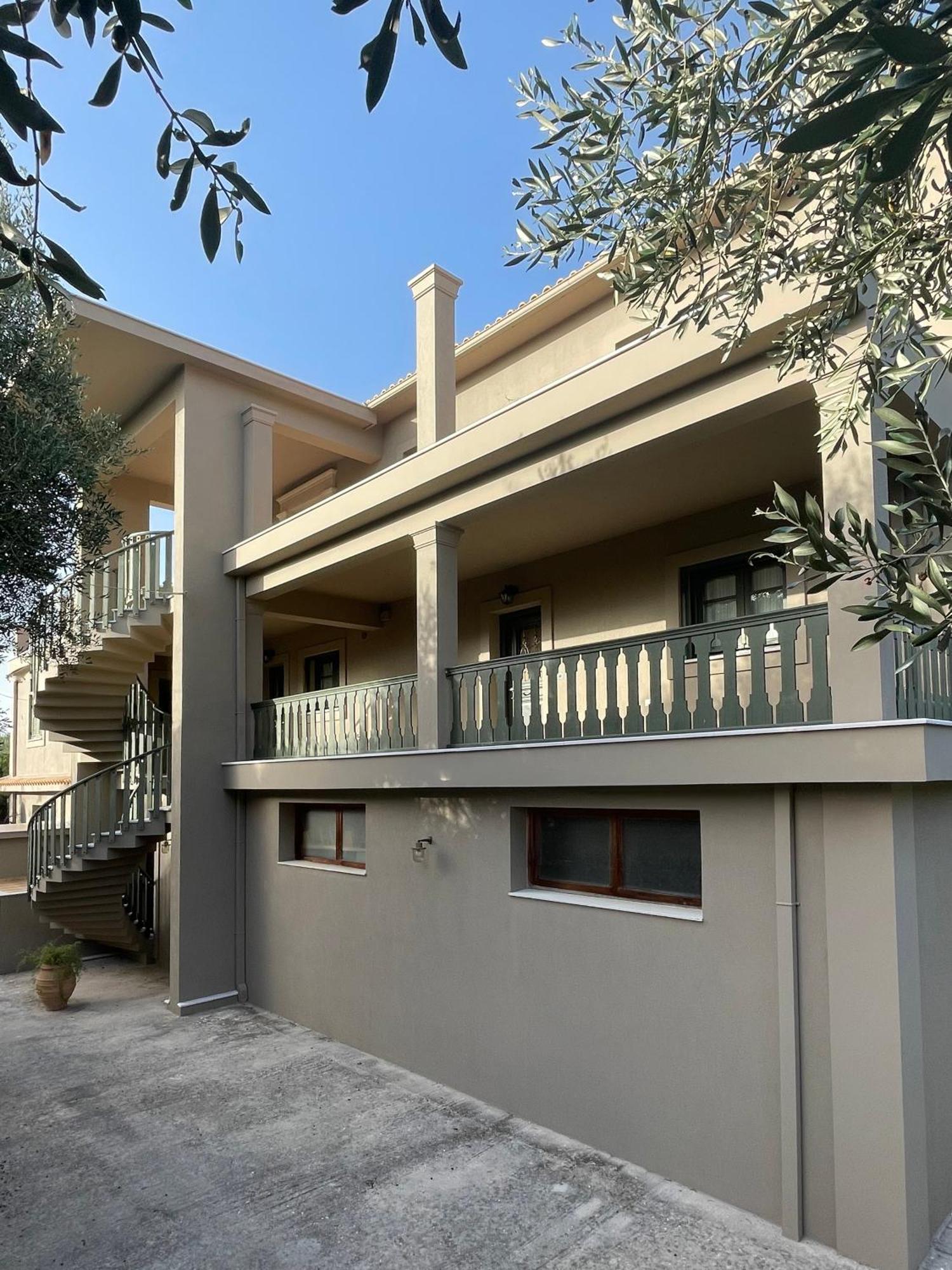 דירה Agrilia Maison