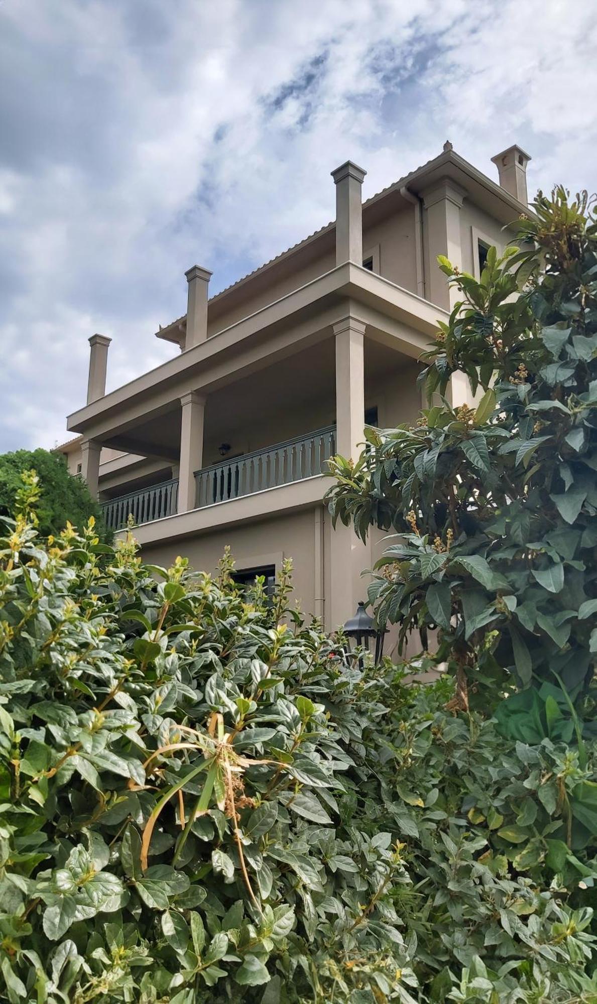 Apartment Agrilia Maison Razata